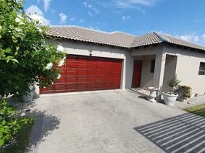 3 Bedroom Townhouse For Sale in Sandton - EbGs.webp