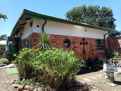 4 Bedroom House For Sale in Standerton - nWVW.webp