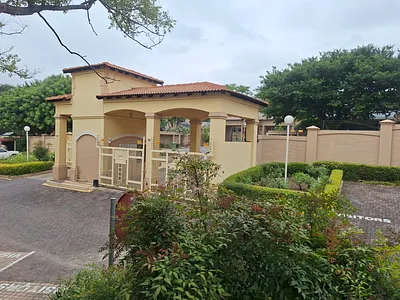 2 Bedroom Townhouse For Sale in Sandton - ugg3.webp