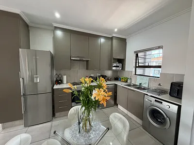 2 Bedroom Apartment For Sale in Midrand - 8xmU.webp