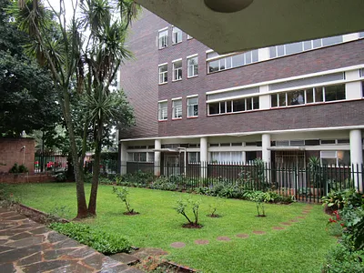 3 Bedroom Apartment For Sale in Johannesburg - najc.webp