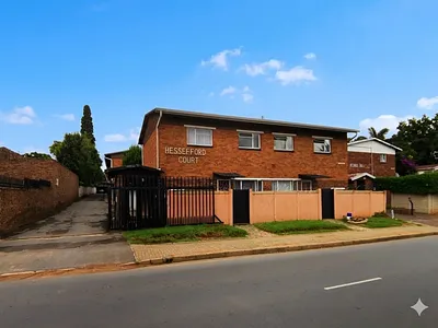 2 Bedroom Apartment For Sale in Johannesburg - sW19.webp