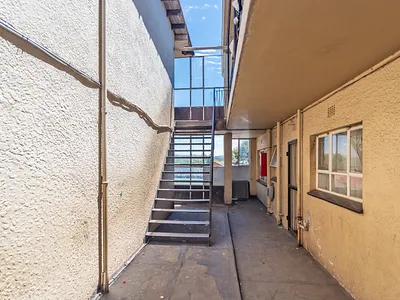 3 Bedroom Apartment For Sale in Randburg - img