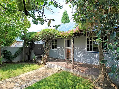 2 Bedroom Townhouse For Sale in Sandton - img