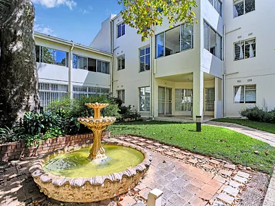 1 Bedroom Apartment For Sale in Sandton - dXQ3.webp