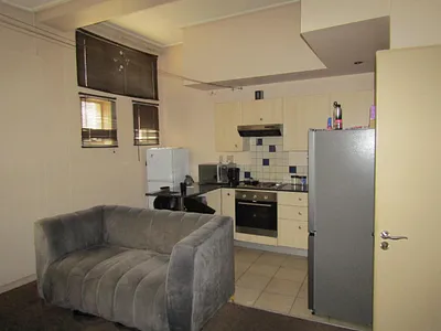 1 Bedroom Apartment To Rent in Johannesburg - tjDJ.webp