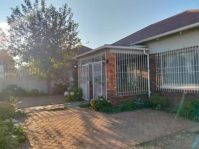 3 Bedroom House For Sale in Johannesburg - ggFV.webp