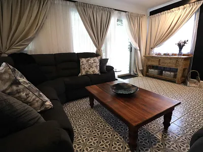 4 Bedroom House For Sale in Port Elizabeth - tPag.webp