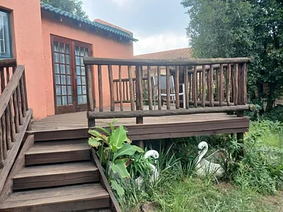 5 Bedroom House To Rent in Randburg - AC0x.webp