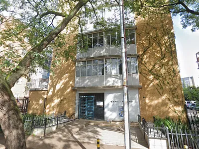 5 Bedroom Apartment For Sale in Pretoria - VKKc.webp