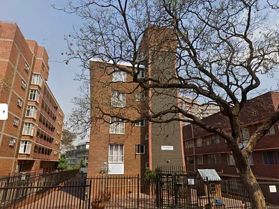 1 Bedroom Apartment For Sale in Pretoria - ExLe.webp