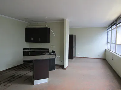 0.5 Bedroom Apartment To Rent in Johannesburg - img