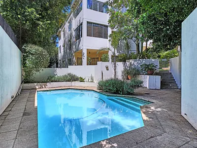 1 Bedroom Apartment For Sale in Sandton - img