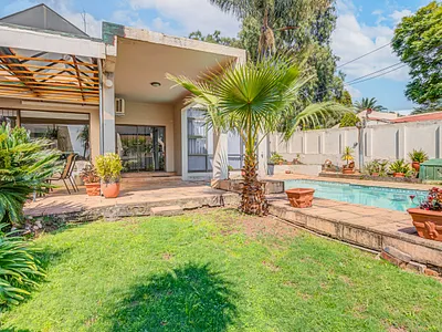 3 Bedroom House To Rent in Sandton - 16Gz.webp