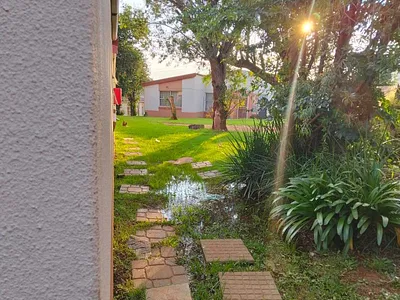2 Bedroom House For Sale in Johannesburg - img