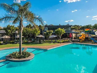 2 Bedroom Apartment To Rent in Midrand - 8SQt.webp