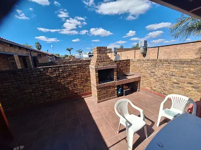 3 Bedroom Townhouse For Sale in Centurion - g61j.webp