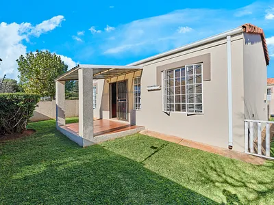 2 Bedroom Townhouse For Sale in Randburg - 3dEb.webp