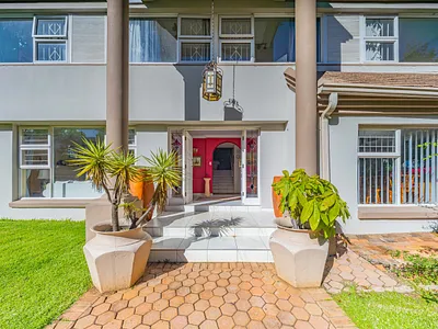 5 Bedroom House For Sale in Randburg - 6ZLI.webp