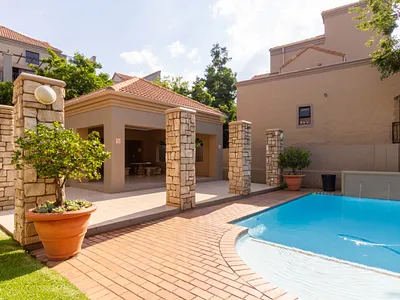 2 Bedroom Apartment For Sale in Sandton - BpRt.webp
