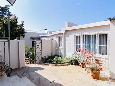1 Bedroom Apartment To Rent in Johannesburg - 8i7O.webp