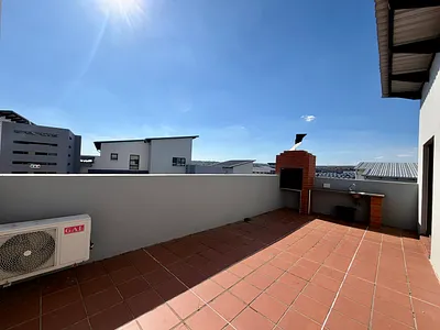 4 Bedroom Apartment For Sale in Midrand - dWnj.webp