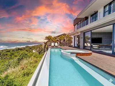 4 Bedroom House For Sale in Trafalgar, Southbroom - img