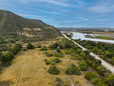 Vacant Land For Sale in Plettenberg Bay - FdJU.webp