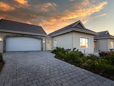 3 Bedroom House For Sale in Plettenberg Bay - i5H9.webp