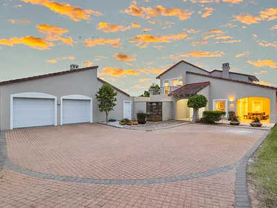 4 Bedroom House For Sale in Plettenberg Bay - UGim.webp