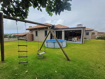 4 Bedroom House To Rent in Plettenberg Bay - A6KI.webp