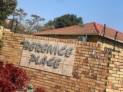 3 Bedroom Townhouse For Sale in Randburg - QdPF.webp