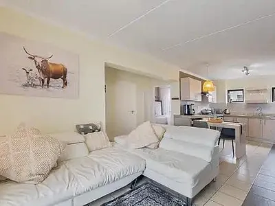 2 Bedroom Apartment To Rent in Sandton - 5Jhd.webp