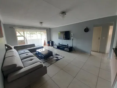 2 Bedroom Apartment To Rent in Randburg - img