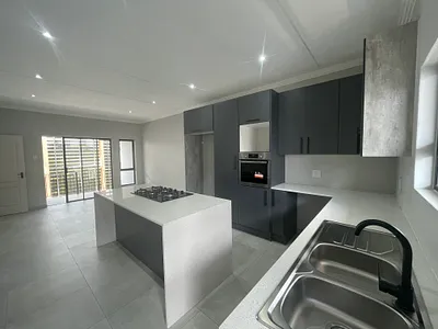 2 Bedroom Apartment To Rent in Sandton - RQOo.webp