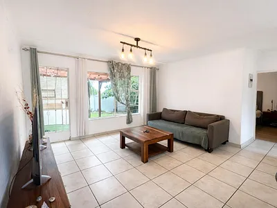 2 Bedroom Apartment For Sale in Sandton - img
