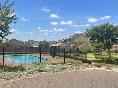 2 Bedroom Apartment To Rent in Midrand - Dz04.webp