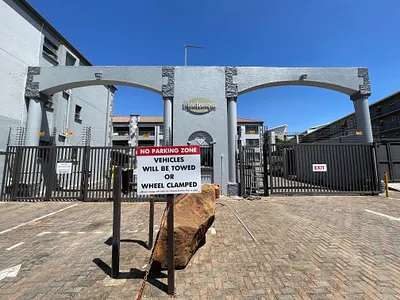 2 Bedroom Apartment To Rent in Randburg - tZ6D.webp