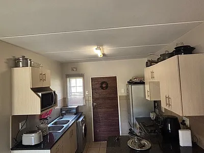 2 Bedroom Apartment To Rent in Midrand - btMX.webp