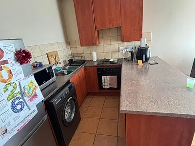 1 Bedroom Apartment For Sale in Midrand - EMTu.webp