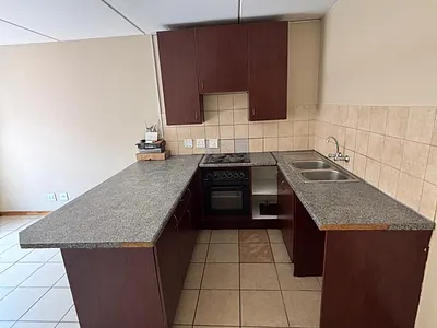 1 Bedroom Apartment For Sale in Midrand - J7bU.webp