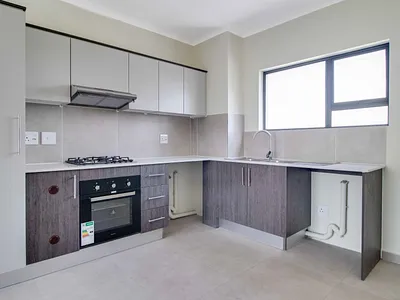 2 Bedroom Apartment For Sale in Boksburg - img