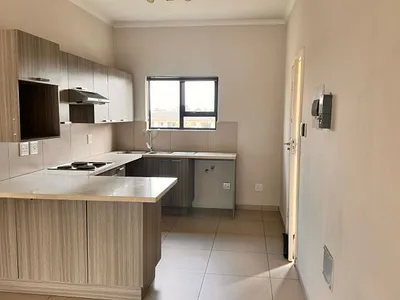 2 Bedroom Apartment For Sale in Boksburg - w7lL.webp