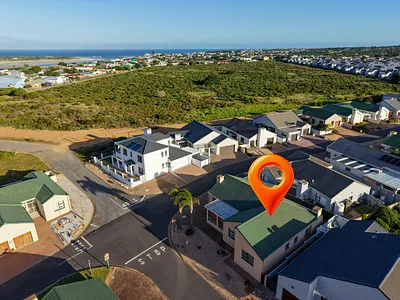 3 Bedroom House For Sale in Stilbaai West, Stilbaai - AqxD.webp