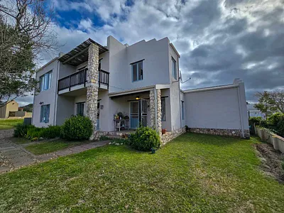 4 Bedroom House For Sale in Stilbaai West, Stilbaai - iSXG.webp