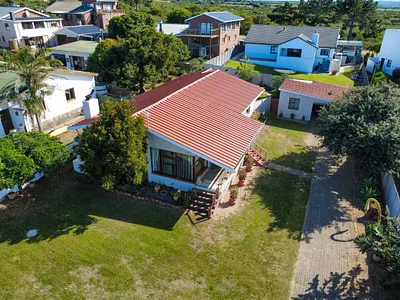 3 Bedroom House For Sale in Stilbaai West, Stilbaai - M55C.webp
