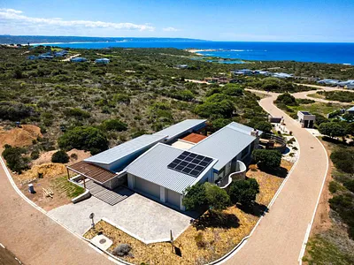 3 Bedroom House For Sale in Stilbaai West, Stilbaai - giXc.webp