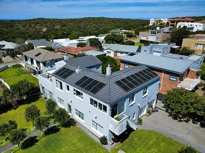 7 Bedroom House For Sale in Stilbaai West, Stilbaai - 9Uep.webp