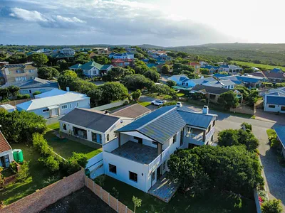 3 Bedroom House For Sale in Stilbaai West, Stilbaai - FQR6.webp