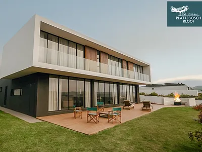 4 Bedroom House For Sale in Stilbaai West, Stilbaai - 4Pqx.webp